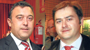 Los ex alcaldes de Alonsotegi.