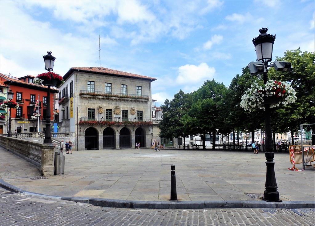 ayuntamiento lekeitio